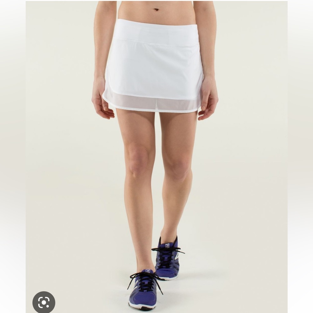 Lululemon Hotty Hot Skirt Mesh Trim in White Size 10